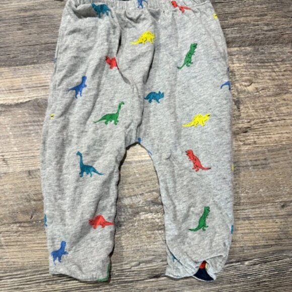 Baby Gap 2 Piece Dinosaur Set 6-12 Months - Picture 3 of 8